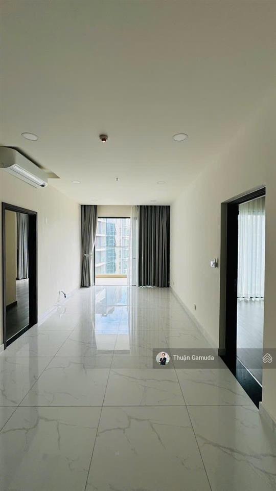 Cho thuê căn 3pn 121m2 diamond centery  giá chỉ 19tr/tháng view hồ bơi, tầng cao thoáng mát