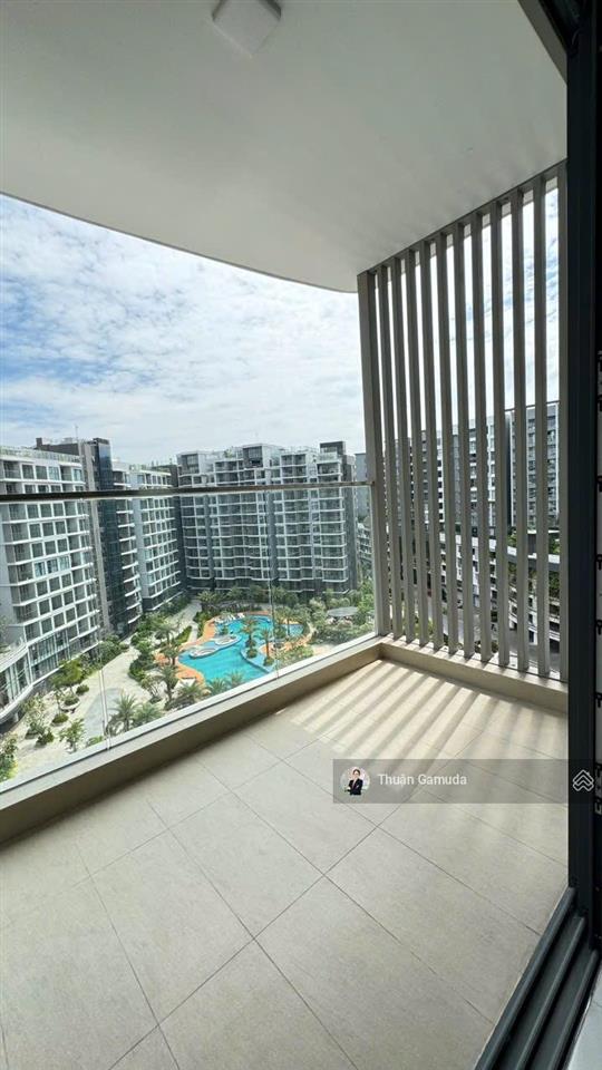 Cho thuê căn 3pn 121m2 diamond centery  giá chỉ 19tr/tháng view hồ bơi, tầng cao thoáng mát
