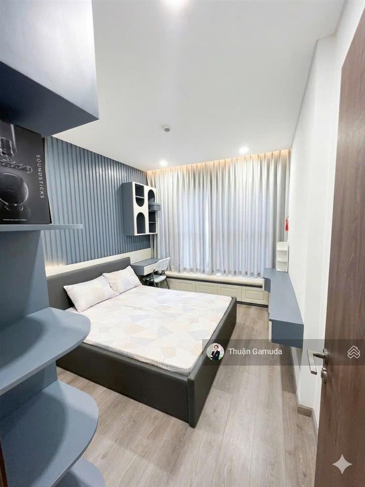Bán căn 2pn hướng đông nam  diamond brilliant giá 8tỷ để lại full nội thất đẹp