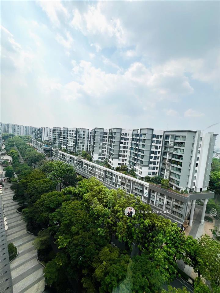 Cho thuê căn 3pn celadon city nhà mới tinh chưa ở giá 19,5tr/th, nhà trống ở liền,tiện ích cao cấp