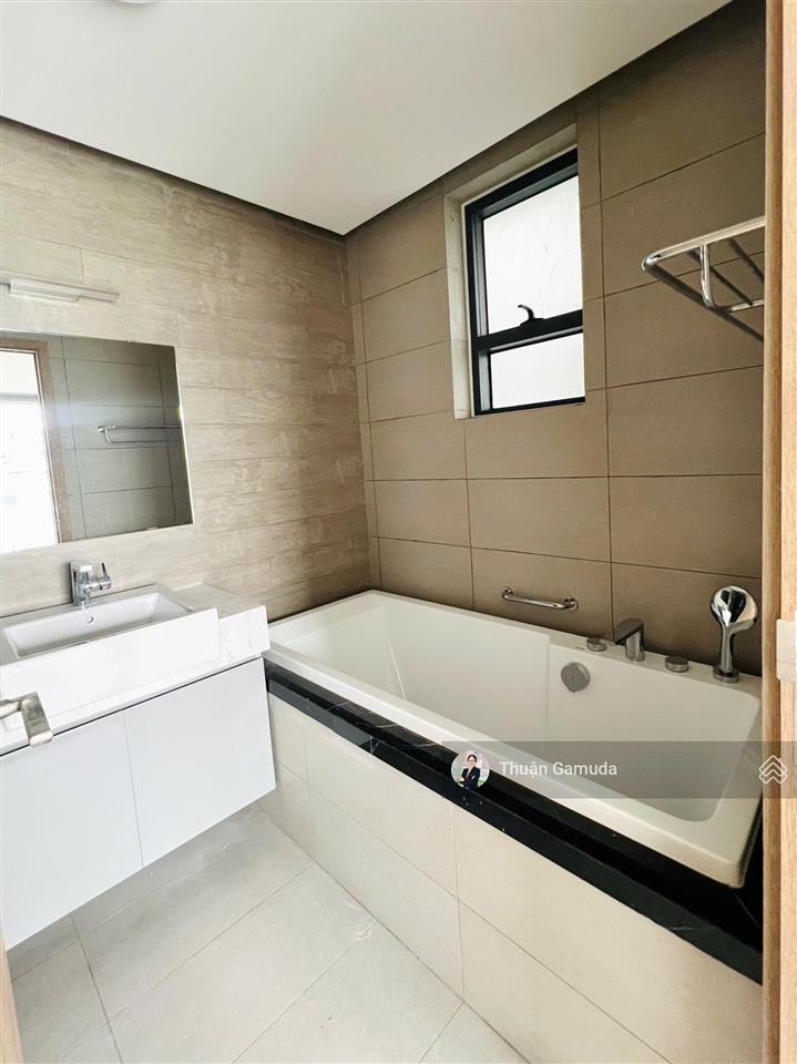 Cho thuê căn 3pn celadon city nhà mới tinh chưa ở giá 19,5tr/th, nhà trống ở liền,tiện ích cao cấp