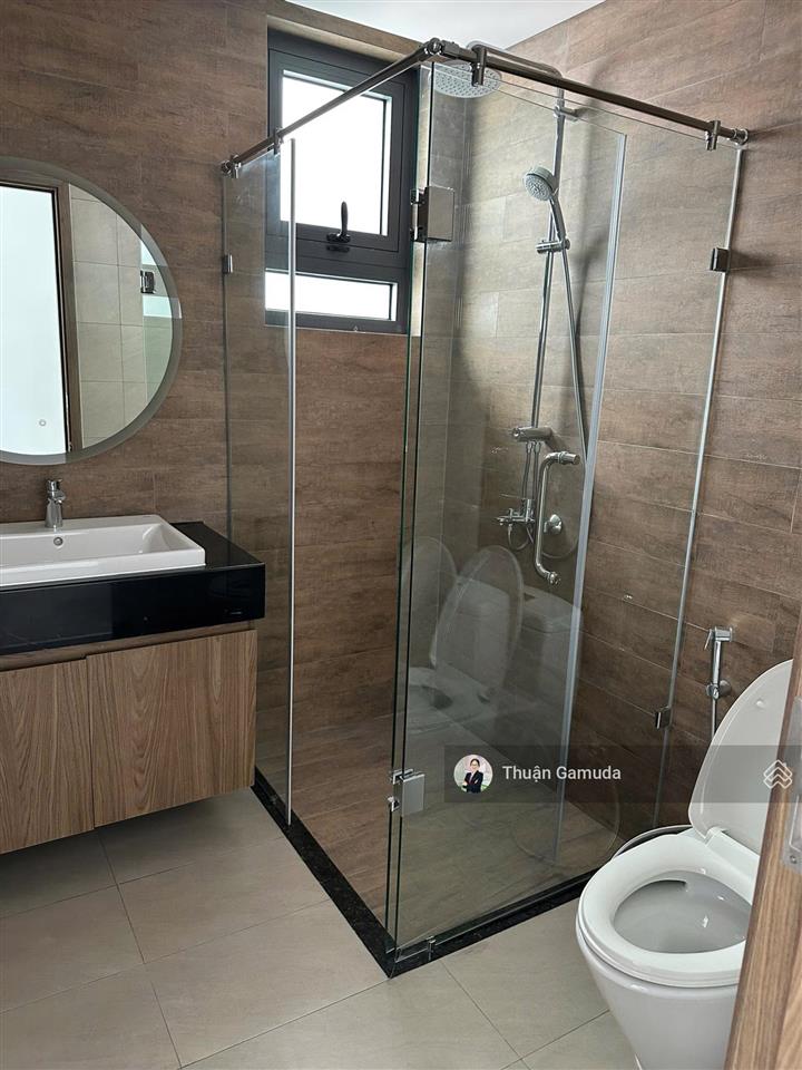 Cho thuê ntcb 2pn 2wc giá 16tr/th có ô xe  alnata plus celadon city (cạnh aeon mall)