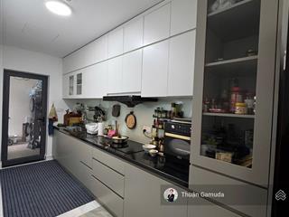 Cho thuê 2pn 2wc 92m2 nhà mới đẹp, ntcb giá 15triệu/th ở liền phân khu diamond alnata celadon city
