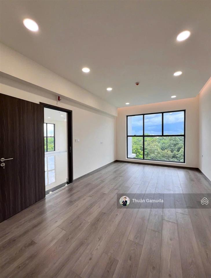 Chính chủ bán gấp, giá cực tốt căn diamond centery 3pn, 121m2 chỉ 9tỷ890 triệu trả giãn