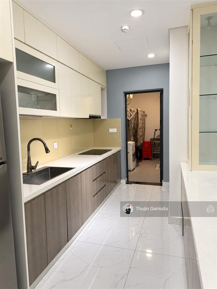 Em thuận chuyên celadon  căn 3pn diamond alnata 104m2 giá 8,2tỷ (đã có sổ hồng)