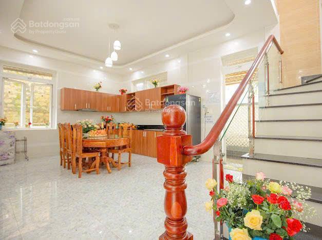 Hàng ngộp trung tâm! villa du lịch xuân hương  đà lạt 1 lầu sẵn 7pn full công năng view đẹp