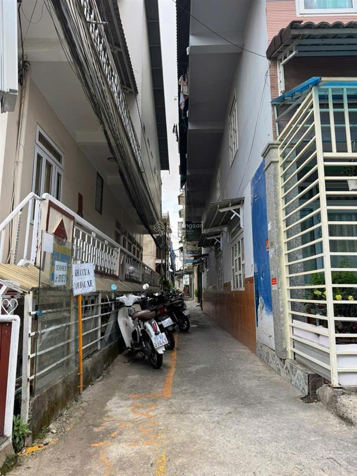 Bán dãy trọ bùi thị xuân  đà lạt, sẵn 41 phòng thu nhập 100 triệu/tháng, giá 12 tỷ
