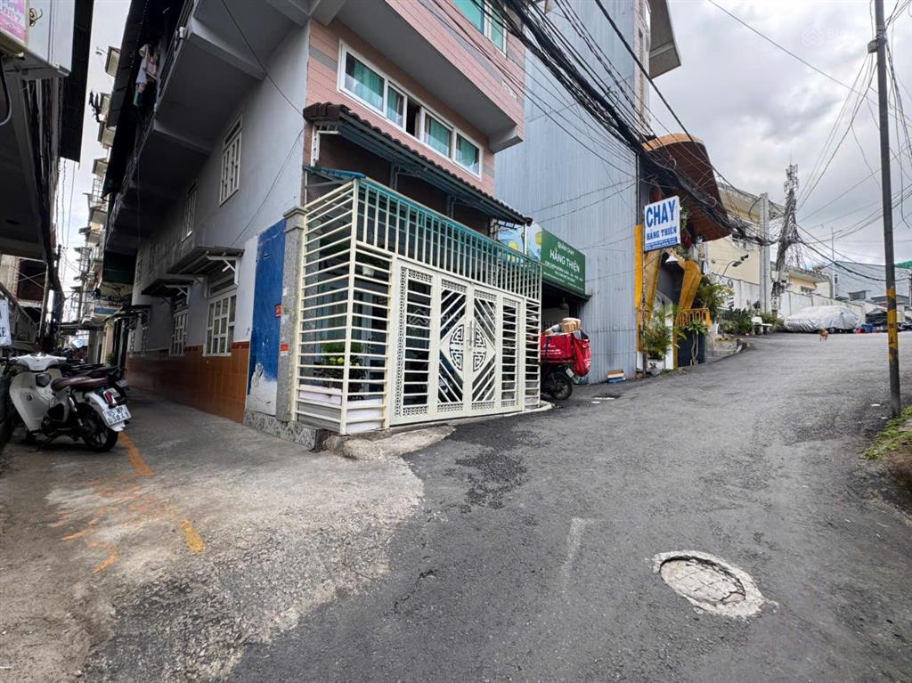 Bán dãy trọ bùi thị xuân  đà lạt, sẵn 41 phòng thu nhập 100 triệu/tháng, giá 12 tỷ