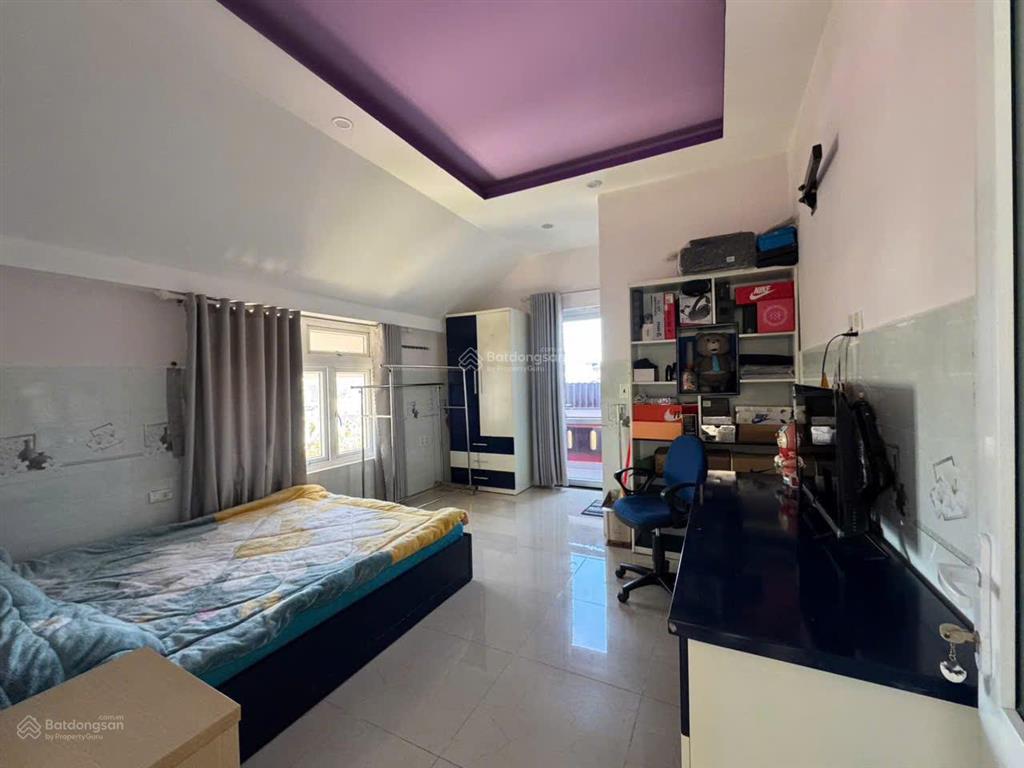 Villa view đẹp hùng vương, đà lạt 1 lầu sẵn 300m2 có ban công từng tầng giá ngộp 18 tỷ