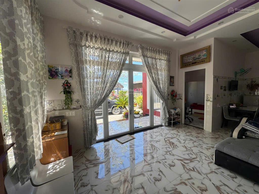 Villa view đẹp hùng vương, đà lạt 1 lầu sẵn 300m2 có ban công từng tầng giá ngộp 18 tỷ