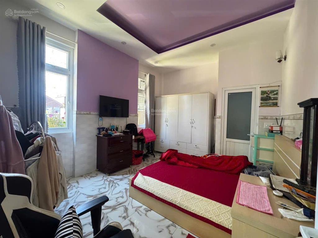 Villa view đẹp hùng vương, đà lạt 1 lầu sẵn 300m2 có ban công từng tầng giá ngộp 18 tỷ