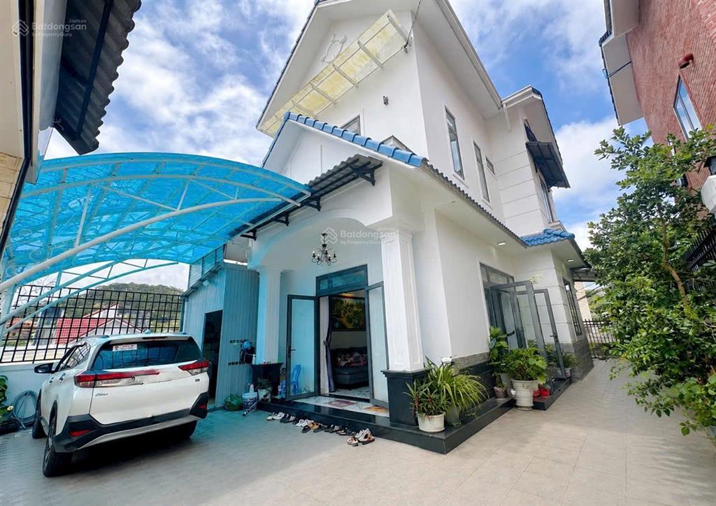 Bán gấp villa giá cực tốt tại đường trịnh hoài đức đà lạt