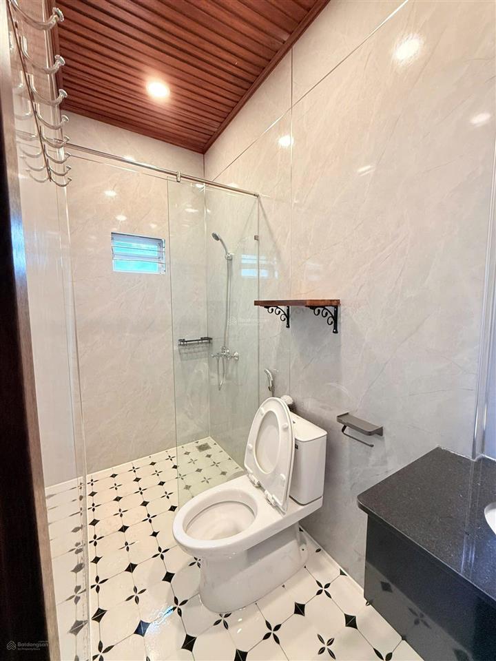 Bán gấp nhà sân vườn tại khu nghỉ dưỡng măng lin đà lạt giá tốt