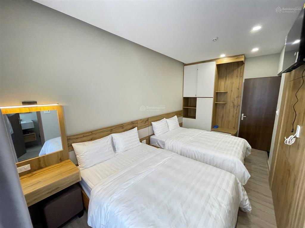 Bán gấp villa kinh doanh mặt tiền đường lý nam đế đà lạt.