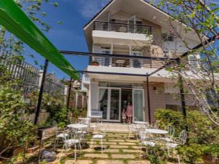 Bán gấp villa mặt tiền đường trần thái tông có view rừng thông đà lạt giá tốt