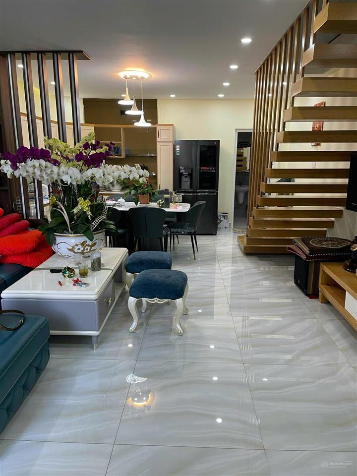 Bán gấp nhà mặt tiền đường an sơn đà lạt giá tốt.