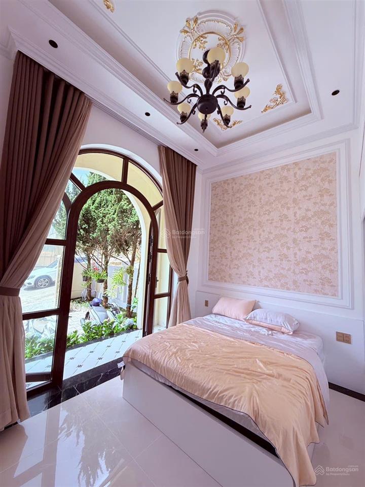 Bán gấp villa mới tinh full nội thất xịn sò tại đường trịnh hoài đức đà lạt