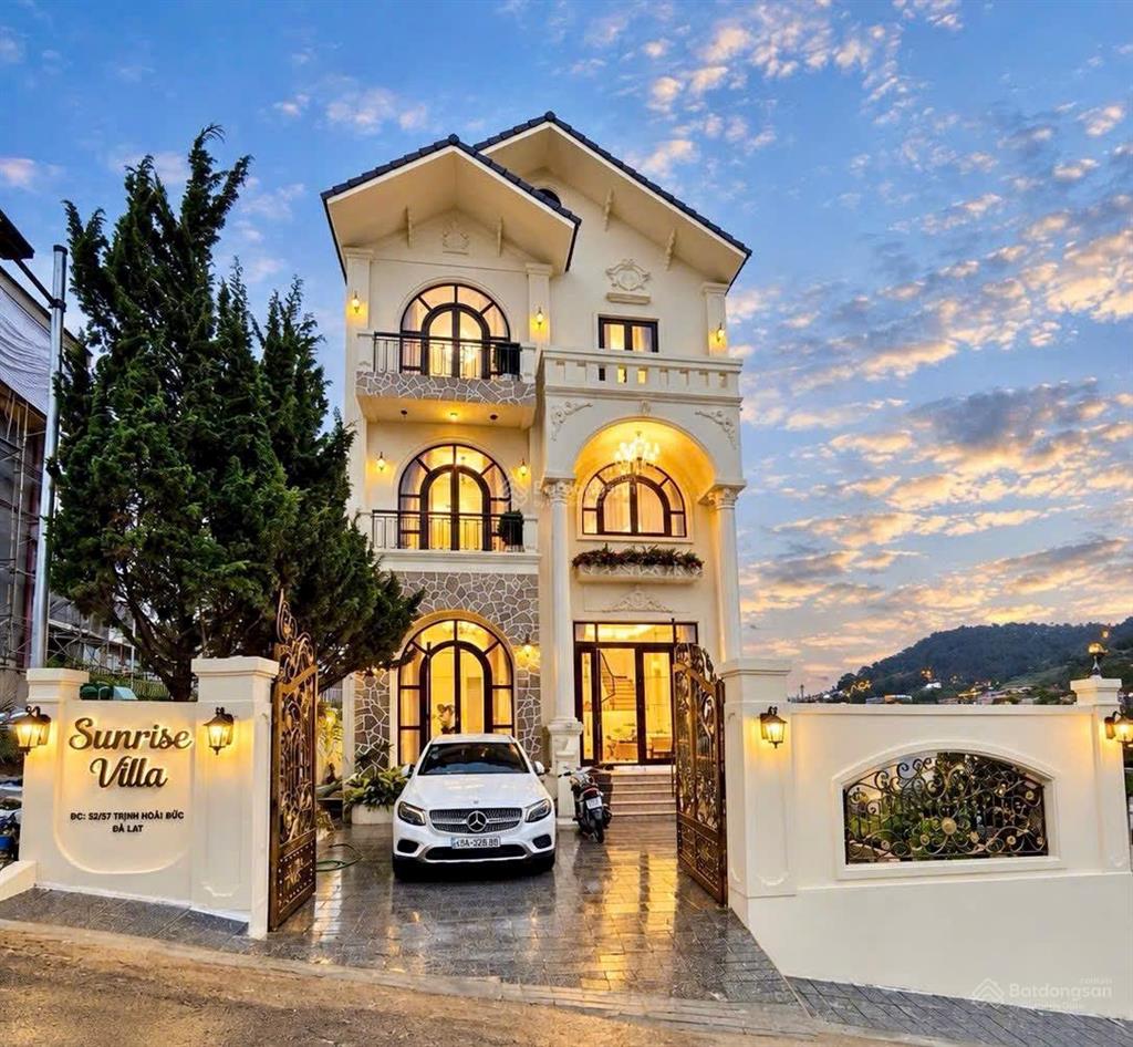 Bán gấp villa mới tinh full nội thất xịn sò tại đường trịnh hoài đức đà lạt