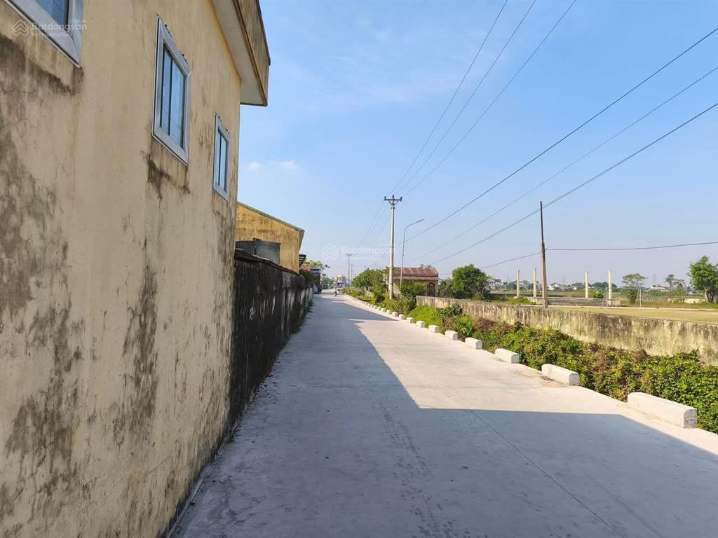 Bán đất nam hoa 160m2, đường ô tô, gần ubnd, trường cấp 1,2 giá chỉ 1.55 tỷ còn thương lượng