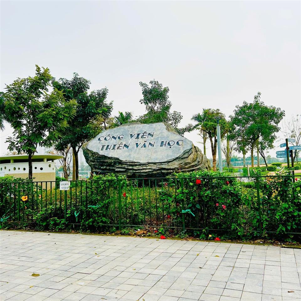 Cho thuê biệt thự kđt dương nội chỉ 13tr ,đường rộng 30 , kinh doanh ,làm vp rất hợp.