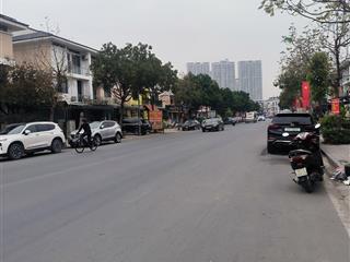 Cho thuê biệt thự kđt dương nội chỉ 13tr ,đường rộng 30 , kinh doanh ,làm vp rất hợp.