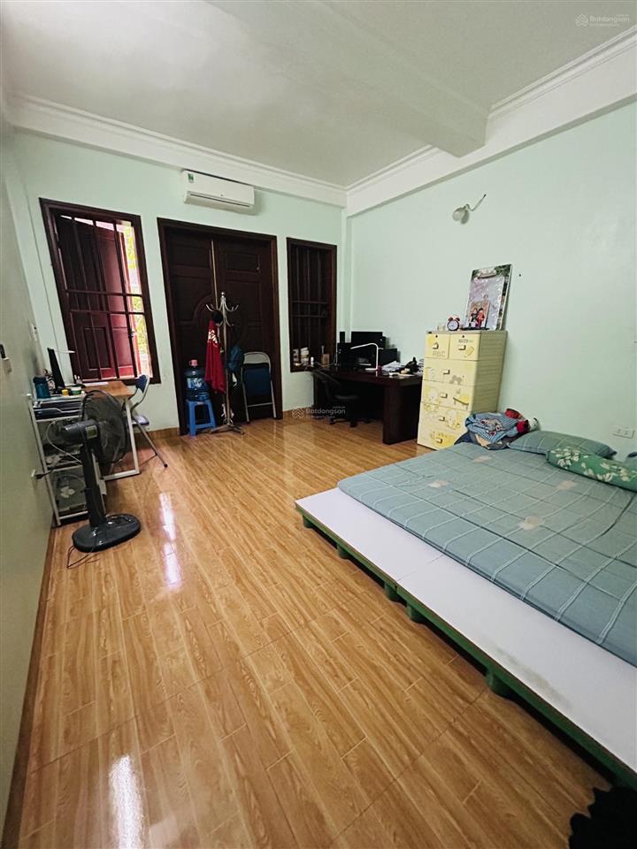 Bán nhà cầu bươu ô tô tránh, 90m2, kinh doanh, dòng tiền 10tr/tháng, 4.5 tỷ