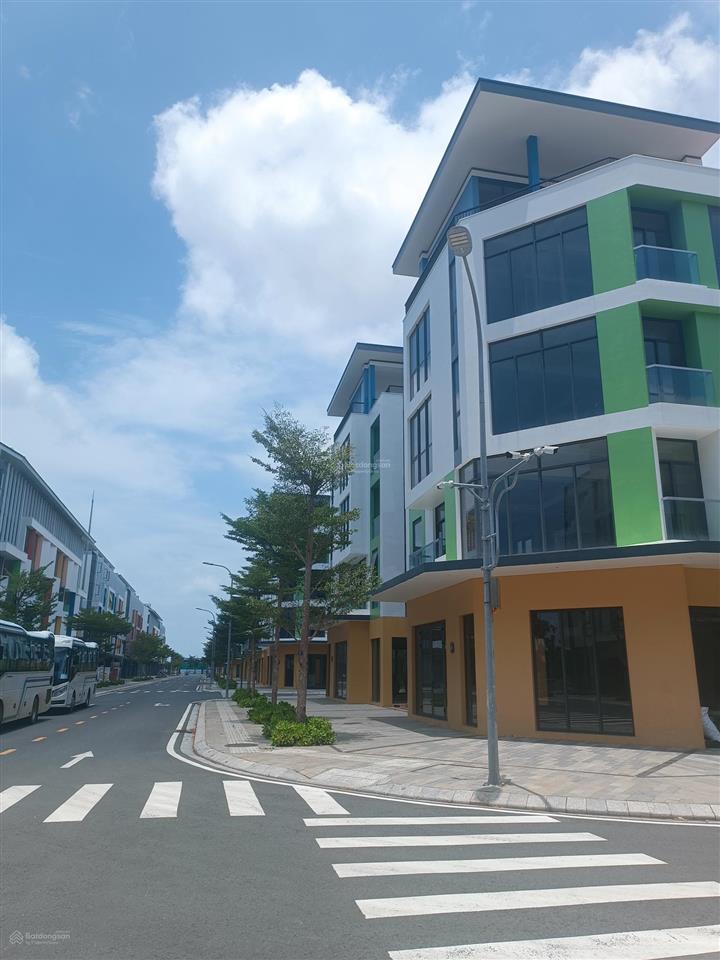Khách cắt lỗ 5ty căn shophouse meyhome capital phú quốc bán gấp giá siêu rẻ  0938 191 ***