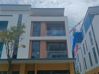 Bán shophouse tại meyhomes capital phú quốc, giá 6,7 tỷ dt 117m², cắt lỗ 1 tỷ.