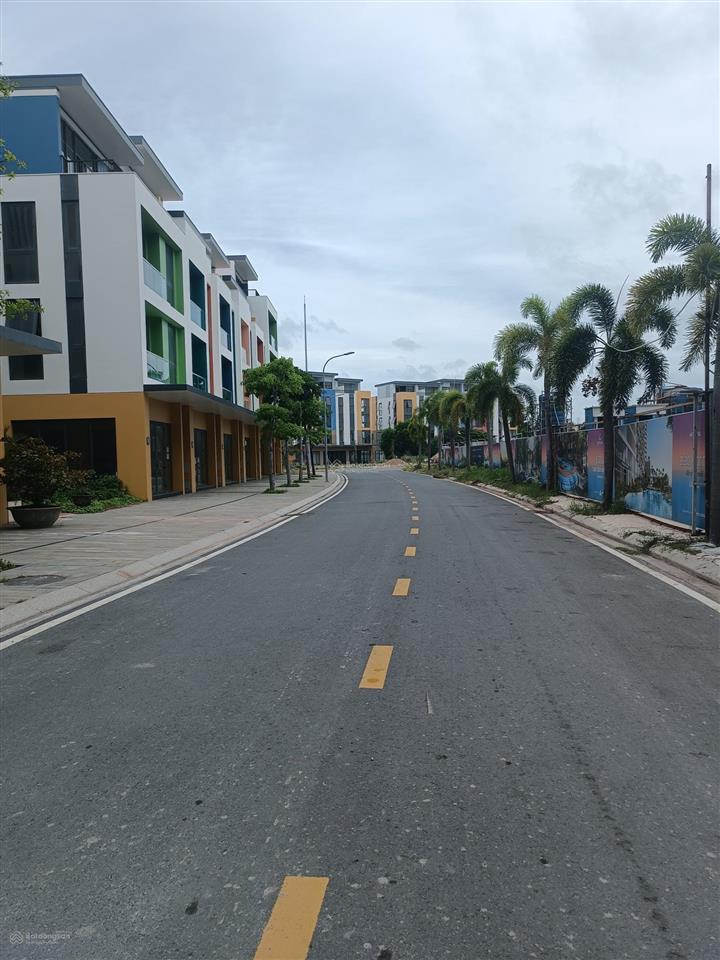 Bán shophouse 117m2 tại meyhomes capital phú quốc, giá 6,3 tỷ vnd giá tham khảo tốt