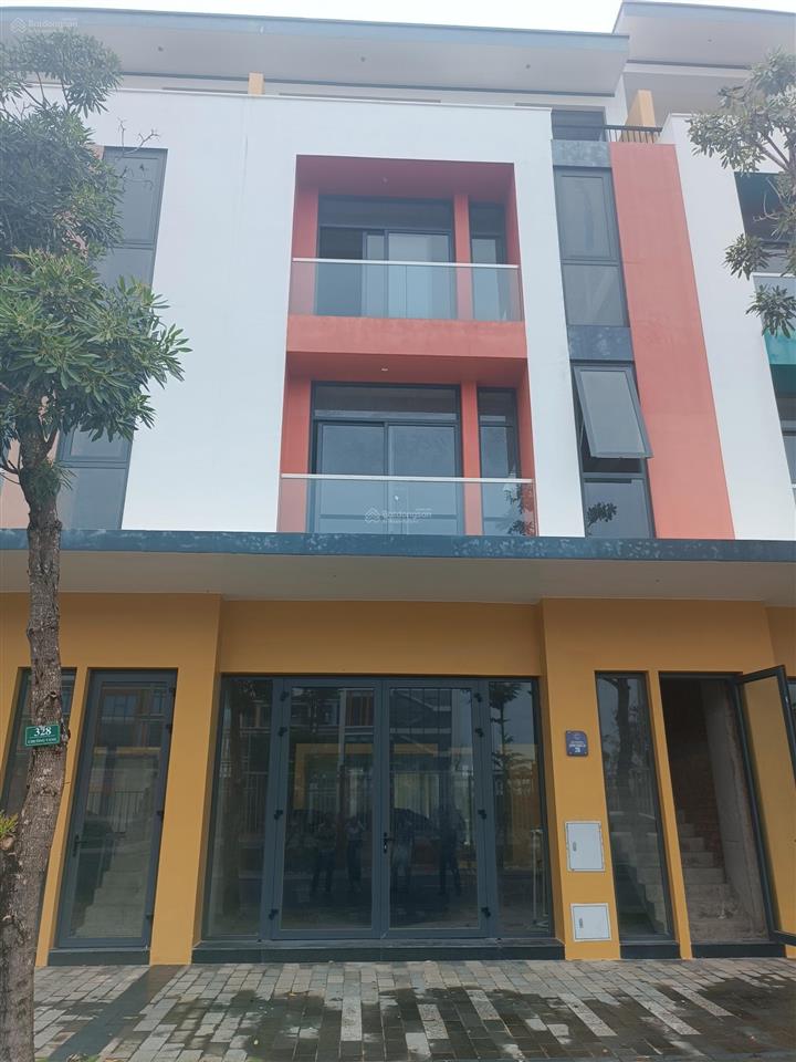 Bán shophouse bao đẹp giá hời tại meyhomes capital phú quốc, 6 tỷ, 117m2