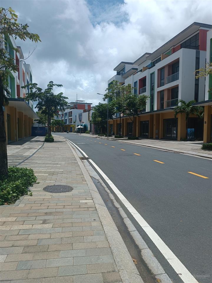 Biệt thự siêu hot tại meyhomes capital phú quốc, 6 tỷ, 117m2
