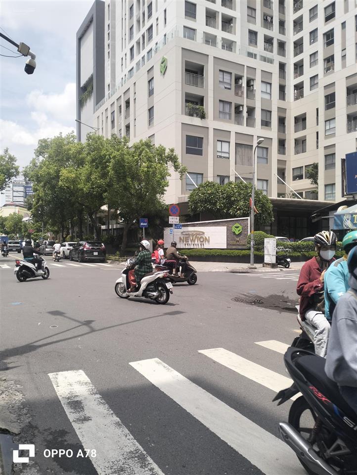 Hàng hiếm 251 nguyễn trọng tuyển, 18 tỷ, 322.7 m2, nhà mặt phố 4 tầng, đang cho thuê 40 tr/tháng