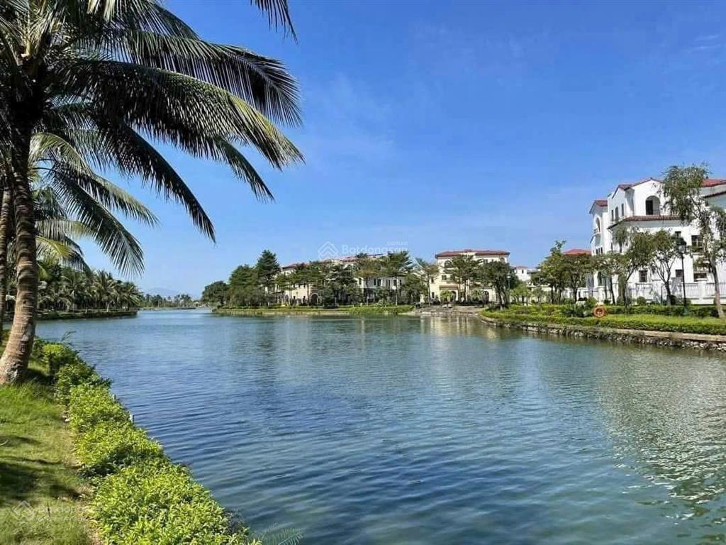 Cho thuê biệt thự vinhomes thăng long full nội thất đẹp, chỉ xách vali vào ở. 20 triệu/tháng