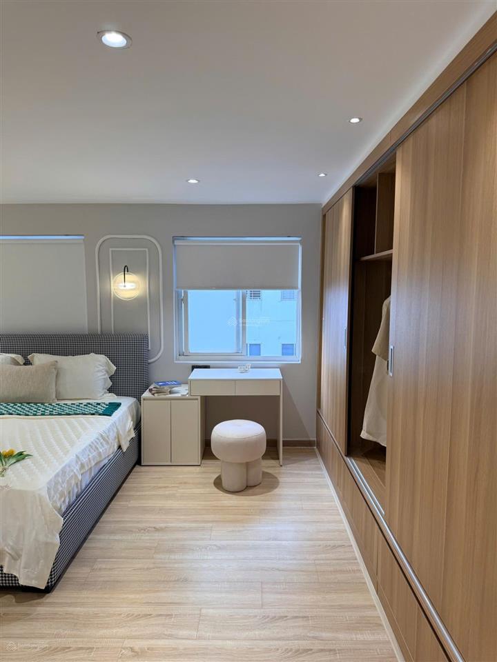 Bán cc hưng vượng 2, 11,8 tỷ, 142,6m2, 2pn, 3wc, đầy đủ nội thất tại q7, tp.hcm