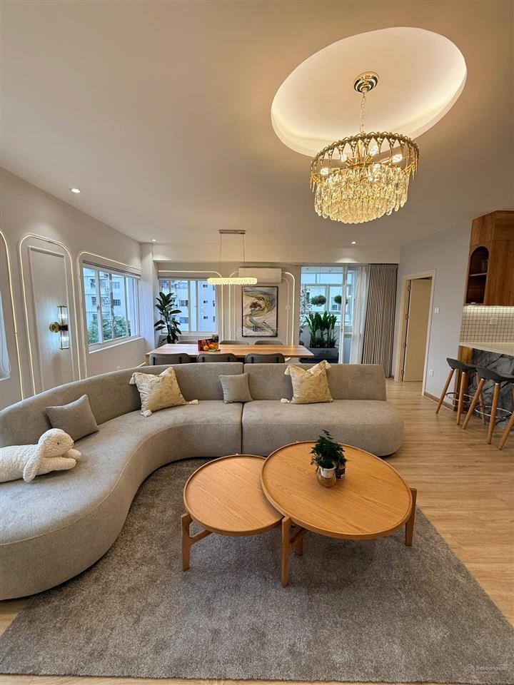 Bán cc hưng vượng 2, 11,8 tỷ, 142,6m2, 2pn, 3wc, đầy đủ nội thất tại q7, tp.hcm