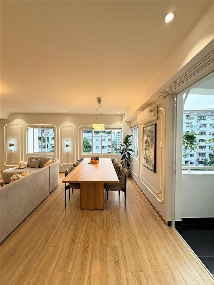 Bán cc hưng vượng 2, 11,8 tỷ, 142,6m2, 2pn, 3wc, đầy đủ nội thất tại q7, tp.hcm