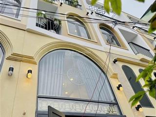 Ban nha moi dep phuong 16 go vấp diện tích 4 x 11 gia 5.45 ty