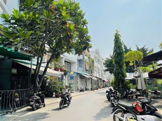 Bán nhả chinh chu 1/ lê đuc tho go vấp diện tích dep 4,5 x 14 vi tri buon bán kinh doanh