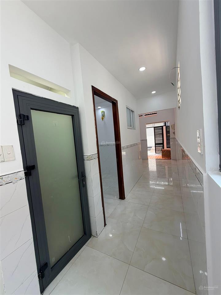 Bán nhà diện tích khủng đường số 11 phường 11 quận gò vấp diện tích 4.5x16m giá 5,39 tỷ