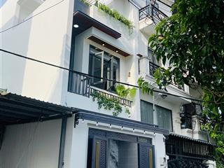 Bán căn nhà xây mới xong phường 8 quận gò vấp diện tích 4 x 11 gia 6,45 ty