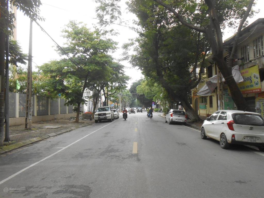 28m2 khép kín rất trung tâm, sáng thoáng, điều hòa lạnh sâu