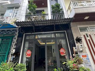 Bán nhà phố chính chủ..khu nhà phố hiệp thành 13..q12 cũ..dt4x13m,,3 lầu đúc 4 tấm 5pn 4wc sân