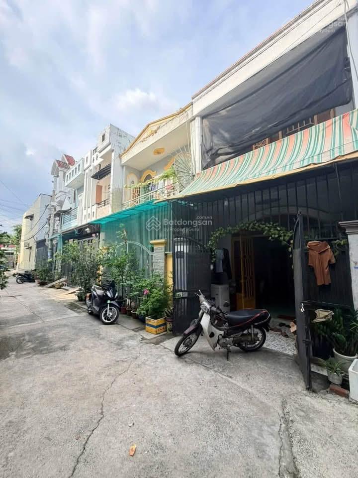 Cần bán giảm 600tr trong tháng 4,650 tỷ xuống.4,050 tỷ.bán nhà shr..hẻm 6m 1/ ta19.dt4,3x13m 1 lầu