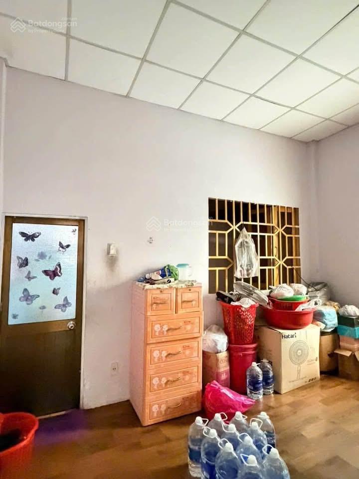 Cần bán giảm 600tr trong tháng 4,650 tỷ xuống.4,050 tỷ.bán nhà shr..hẻm 6m 1/ ta19.dt4,3x13m 1 lầu