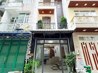 Bán nhà phố chính chủ khu nhà phố hiệp thành 13. q12 cũ dt 4x13m, 3 lầu đúc 4 tấm 5pn 6wc