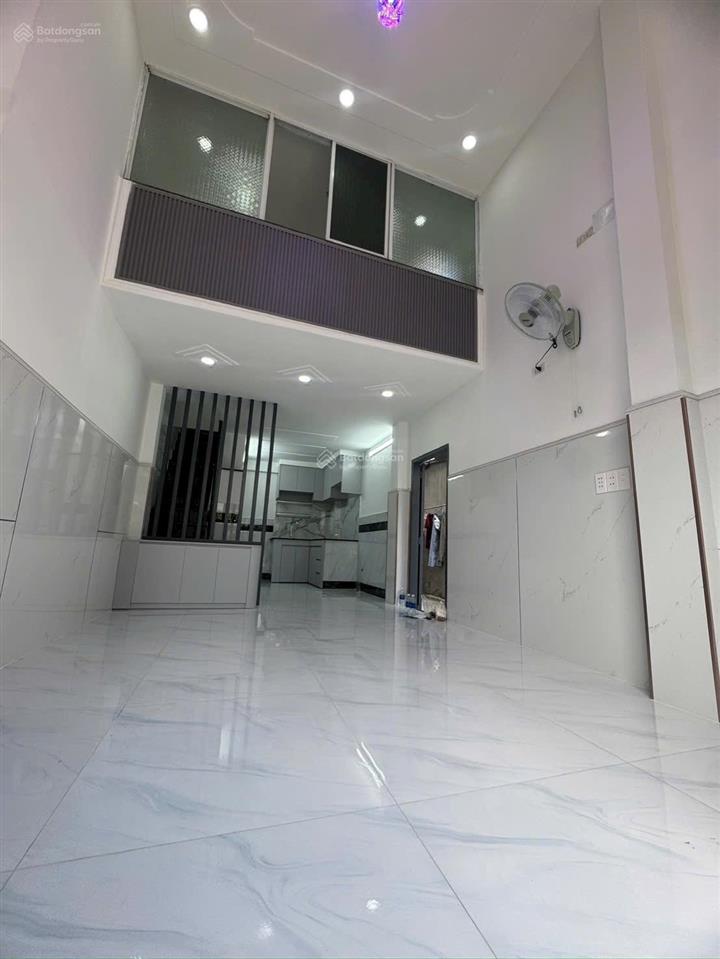 Bán nhà shr. hẻm 3m sát tân chánh hiệp 34. dt 3,3x9m 1 lửng 1 lầu. 3pn 2wc