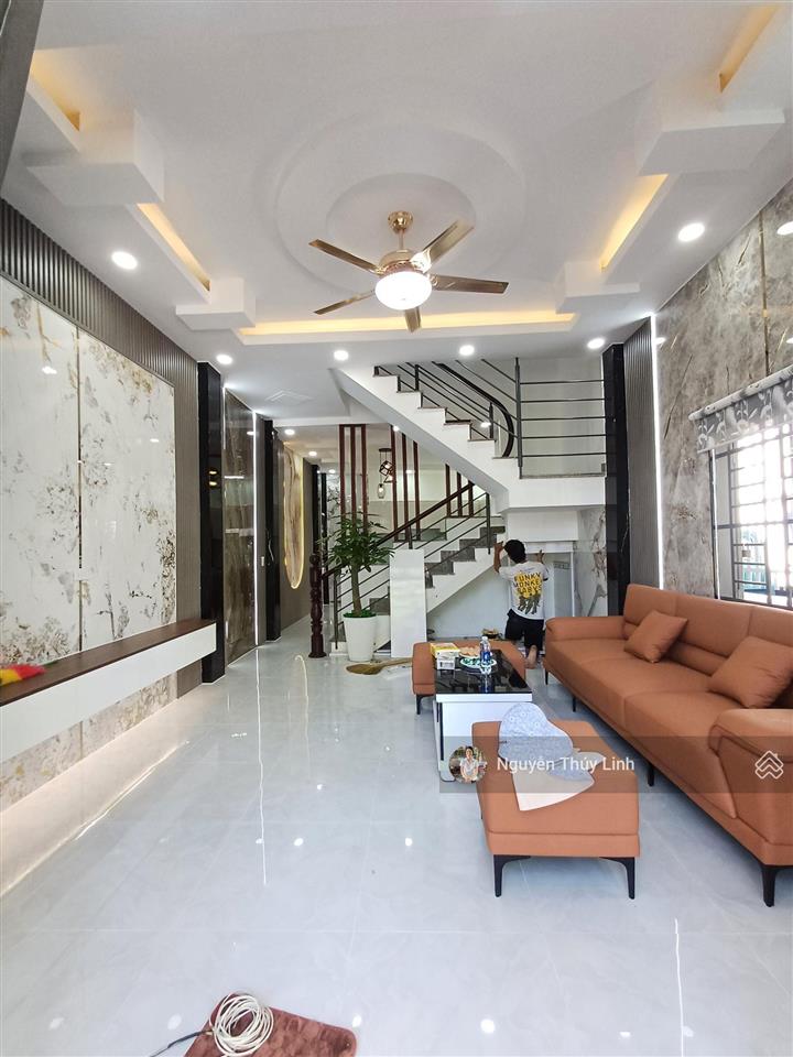 4.63 tỷ  căn góc 2 mặt tiền  hà huy giáp vô 80m  p. thạnh xuân  quận 12