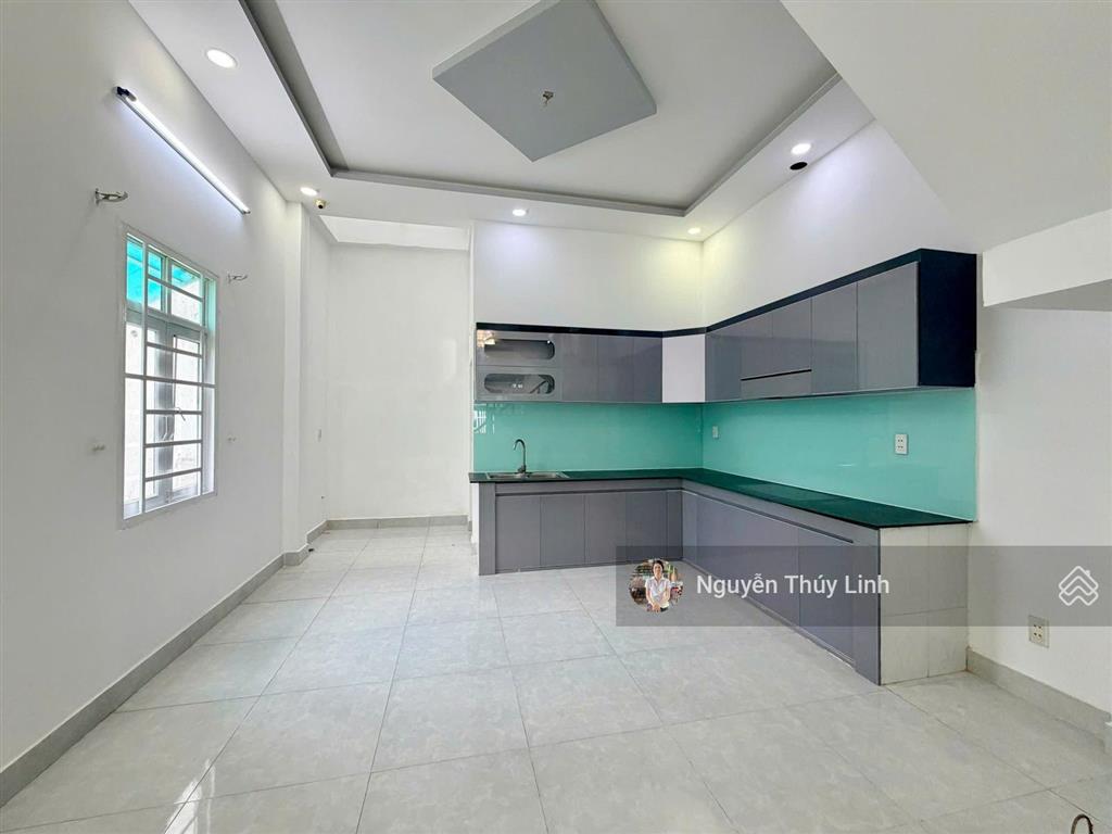 4.5 tỷ nhà ngay hà huy giáp cao đẳng điện lực (4.4m* 15m) phường thạnh xuân quận 12