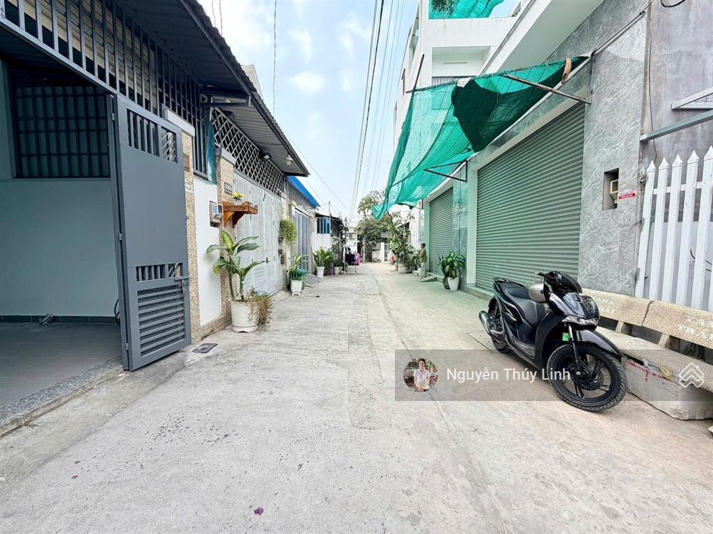 4.5 tỷ nhà ngay hà huy giáp cao đẳng điện lực (4.4m* 15m) phường thạnh xuân quận 12