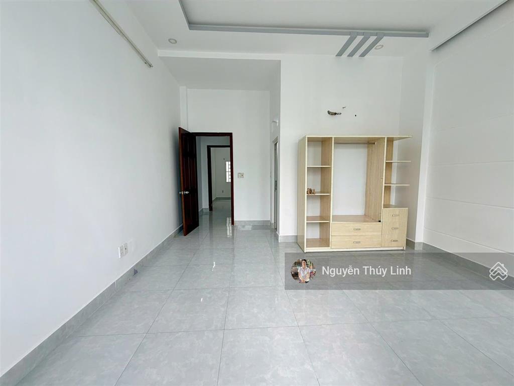 4.5 tỷ nhà ngay hà huy giáp cao đẳng điện lực (4.4m* 15m) phường thạnh xuân quận 12